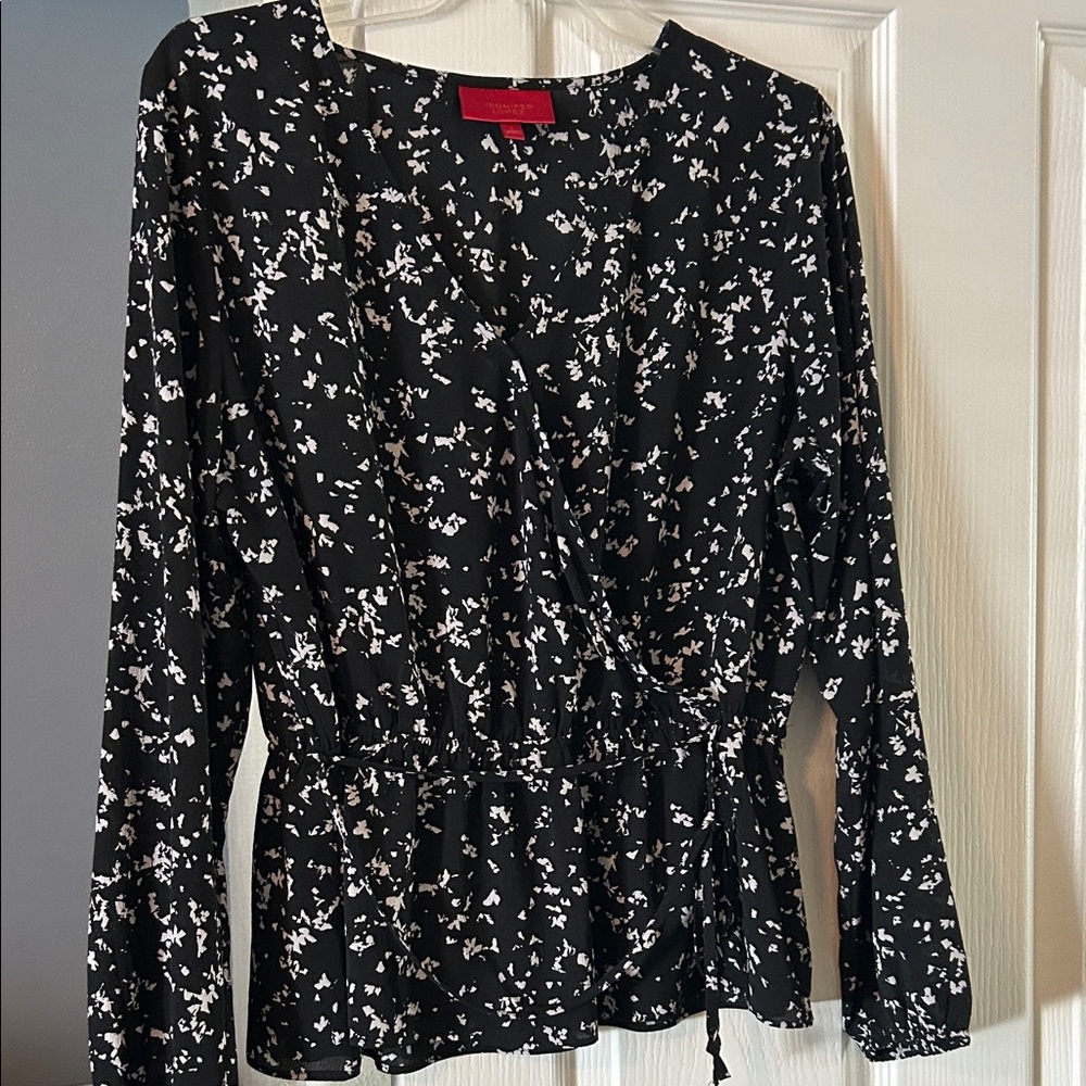 Jennifer Lopez Black and White Patterned Blouse